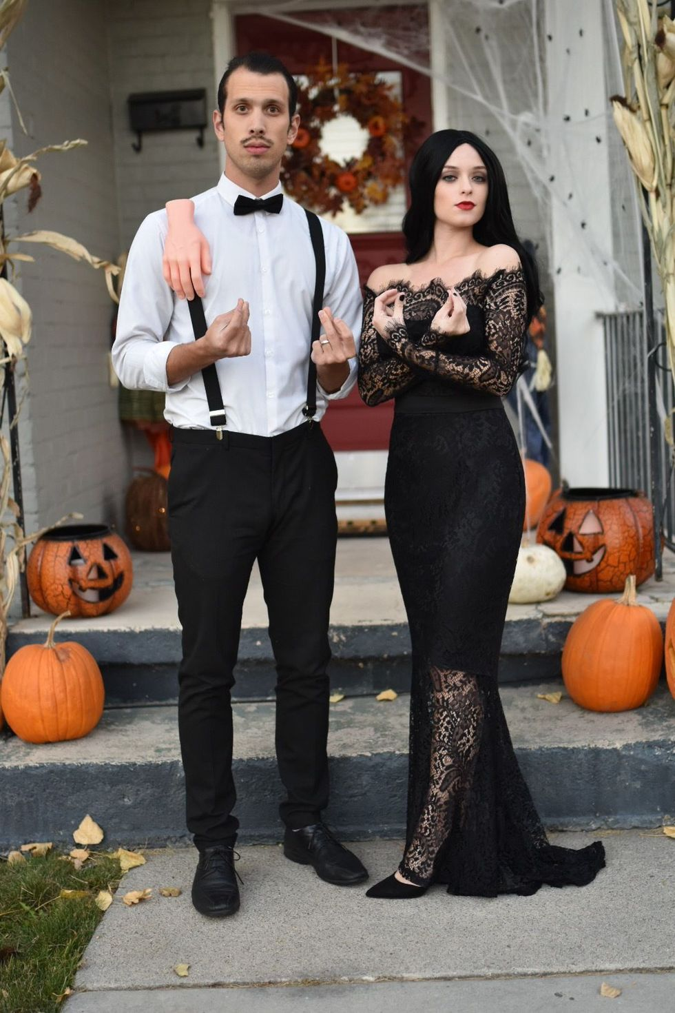 Halloween-costumes-couples
