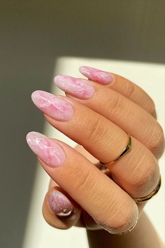 marble-nails-valentines-nails