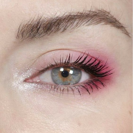 pink-eyeshadow-look