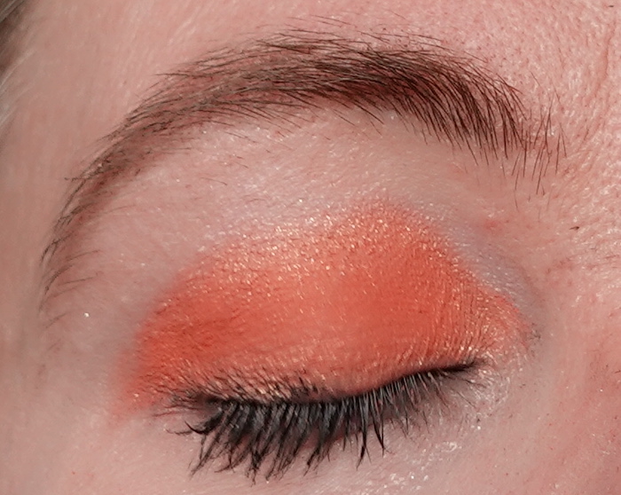 eye-looks-with-orange-eye-shadow