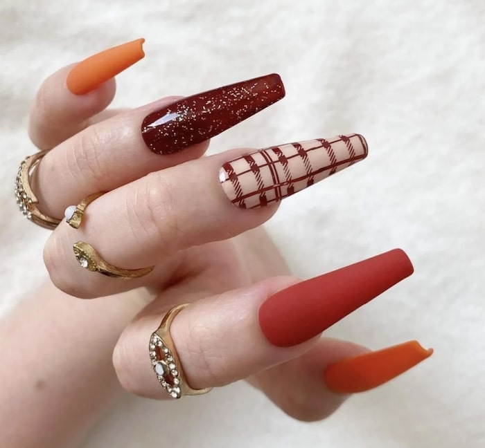 burnt-orange-fall-nails