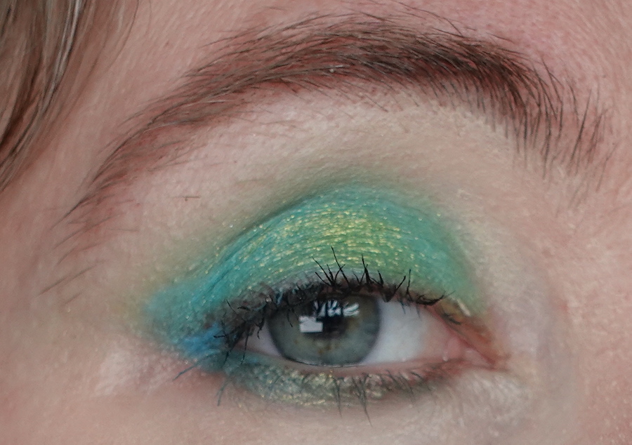 eyelooks-with-green-eyeshadow