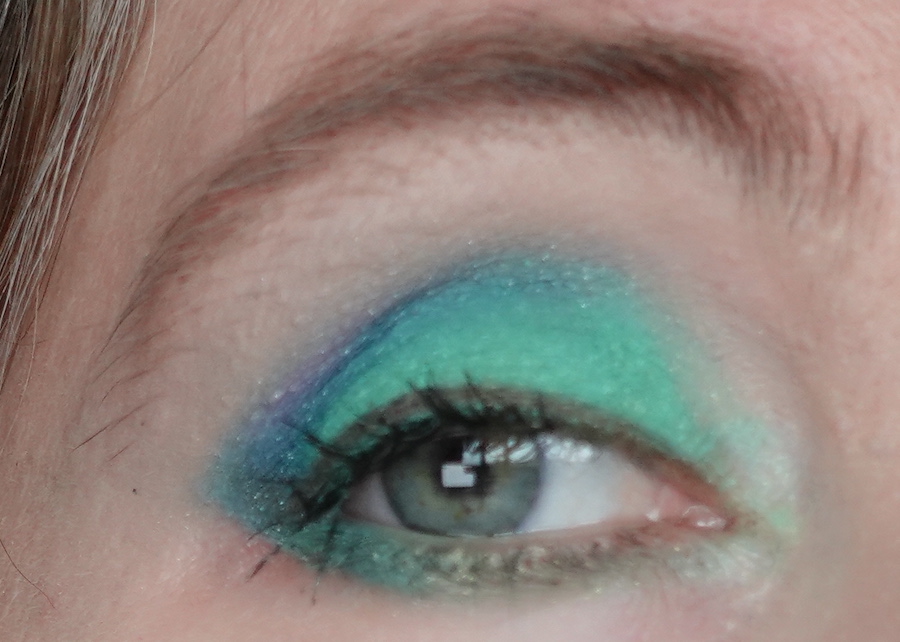 green-eyeshadow-matte-look